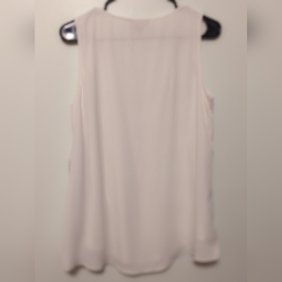 Embelished sleeveless Top - Picture 3 of 5